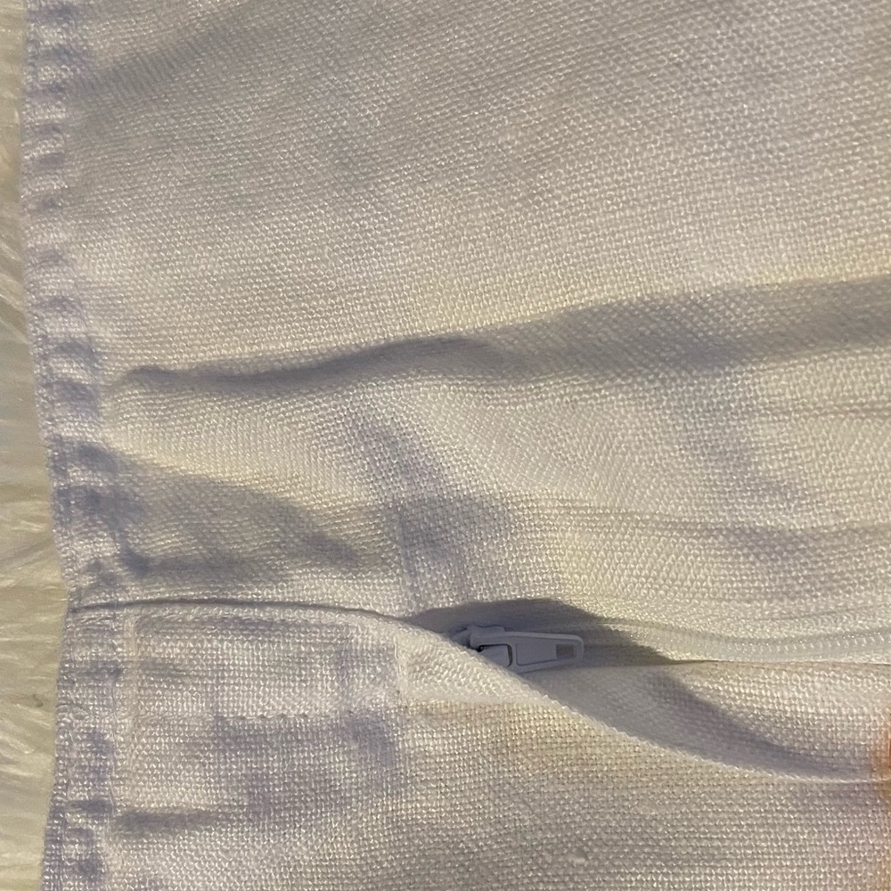 H&M Home White Linen Pillow Cover | 20x20 - Picture 6 of 6